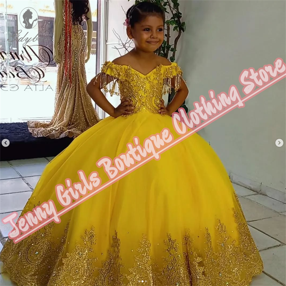 Yellow Beautiful Girl Birthday - Embroidery Yellow Flower incelemesi ve fiyatı
