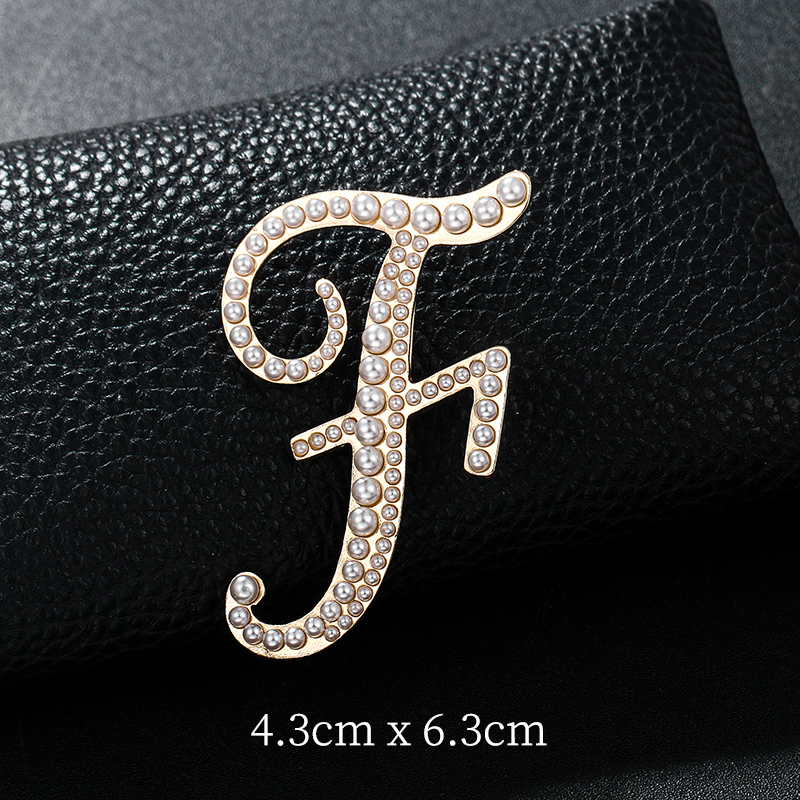 English Letters A-Z Pearl Broo - Embroidery Letter M incelemesi ve fiyatı